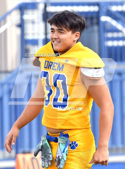 Thumbnail 2 in Orem vs Desert Pines (Polynesian Classic) photogallery.