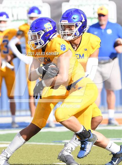 Thumbnail 2 in Orem vs Desert Pines (Polynesian Classic) photogallery.