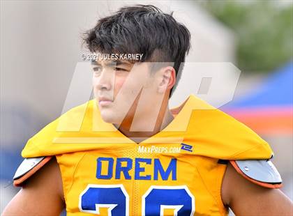 Thumbnail 2 in Orem vs Desert Pines (Polynesian Classic) photogallery.