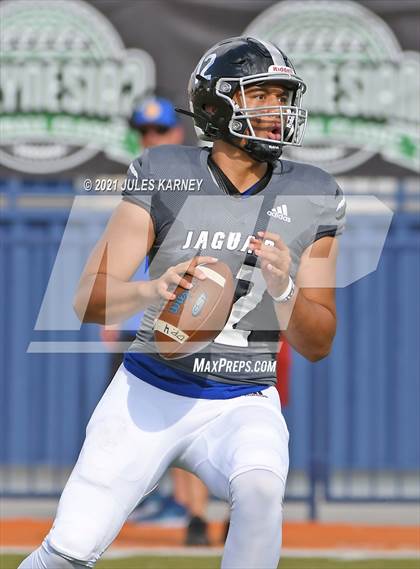 Thumbnail 1 in Orem vs Desert Pines (Polynesian Classic) photogallery.