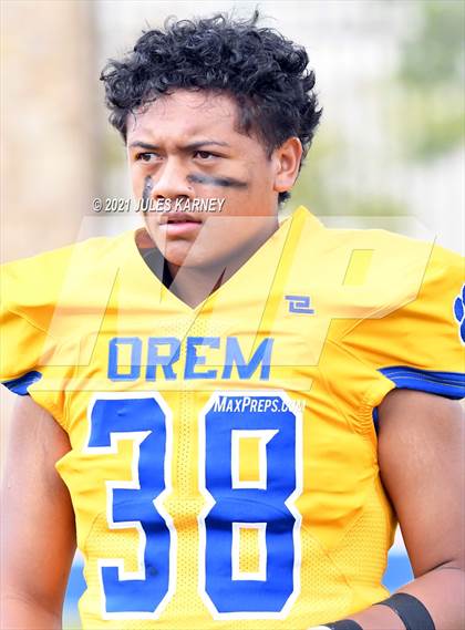 Thumbnail 1 in Orem vs Desert Pines (Polynesian Classic) photogallery.