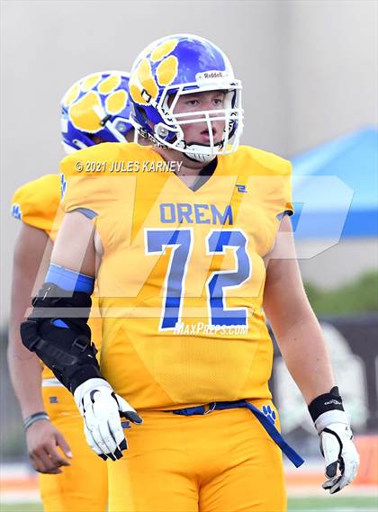 Thumbnail 2 in Orem vs Desert Pines (Polynesian Classic) photogallery.