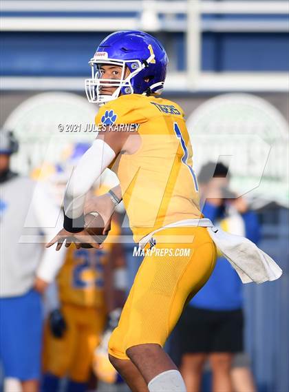 Thumbnail 1 in Orem vs Desert Pines (Polynesian Classic) photogallery.