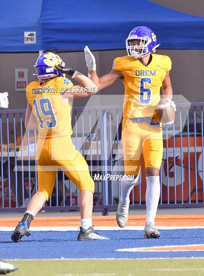 Thumbnail 3 in Orem vs Desert Pines (Polynesian Classic) photogallery.
