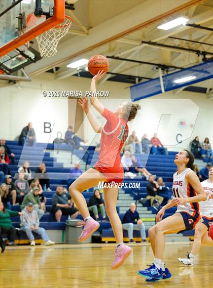 Thumbnail 2 in East Syracuse-Minoa vs Fulton photogallery.