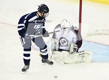 Thumbnail 2 in Wethersfield vs. North Haven (CIAC D2 Final) photogallery.
