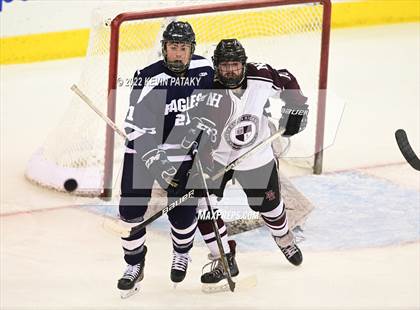 Thumbnail 3 in Wethersfield vs. North Haven (CIAC D2 Final) photogallery.