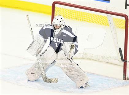 Thumbnail 2 in Wethersfield vs. North Haven (CIAC D2 Final) photogallery.