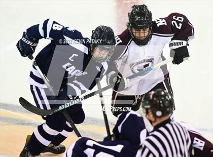 Thumbnail 2 in Wethersfield vs. North Haven (CIAC D2 Final) photogallery.