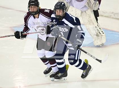 Thumbnail 2 in Wethersfield vs. North Haven (CIAC D2 Final) photogallery.