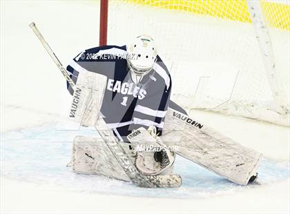Thumbnail 2 in Wethersfield vs. North Haven (CIAC D2 Final) photogallery.