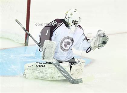 Thumbnail 2 in Wethersfield vs. North Haven (CIAC D2 Final) photogallery.