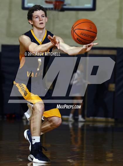 Thumbnail 1 in Walker Valley vs Cleveland (District 5 3A) photogallery.