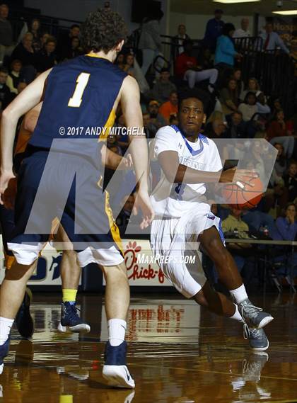 Thumbnail 3 in Walker Valley vs Cleveland (District 5 3A) photogallery.