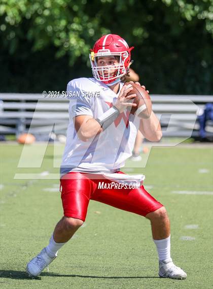 Thumbnail 2 in Buckingham Browne & Nichols @ Waltham (scrimmage) photogallery.