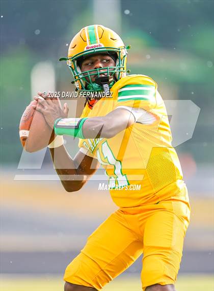 Thumbnail 2 in Rolesville @ Richmond Senior photogallery.