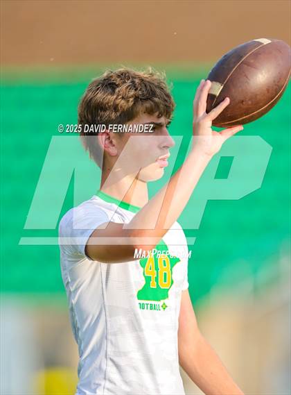 Thumbnail 1 in Rolesville @ Richmond Senior photogallery.