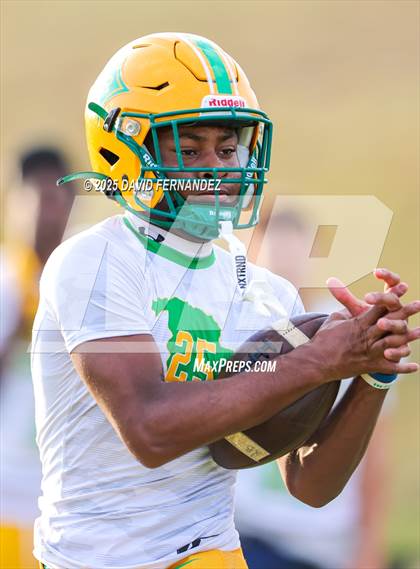 Thumbnail 1 in Rolesville @ Richmond Senior photogallery.