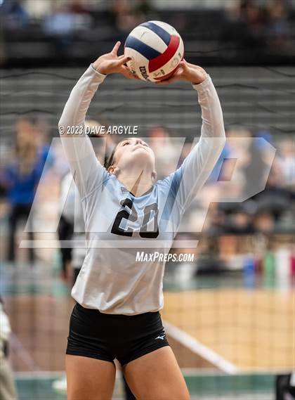 Thumbnail 2 in Escalante vs. Piute (UHSAA 1A 2nd Round) photogallery.