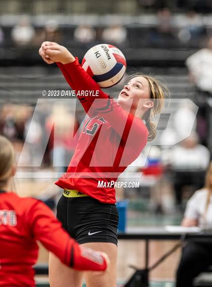 Thumbnail 2 in Escalante vs. Piute (UHSAA 1A 2nd Round) photogallery.