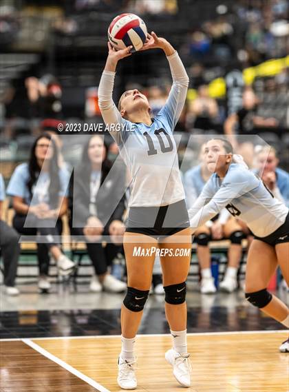Thumbnail 2 in Escalante vs. Piute (UHSAA 1A 2nd Round) photogallery.