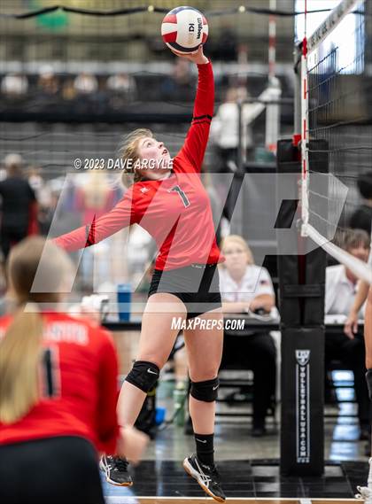 Thumbnail 1 in Escalante vs. Piute (UHSAA 1A 2nd Round) photogallery.