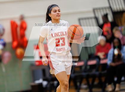 Thumbnail 1 in Lincoln High @ Gretna photogallery.