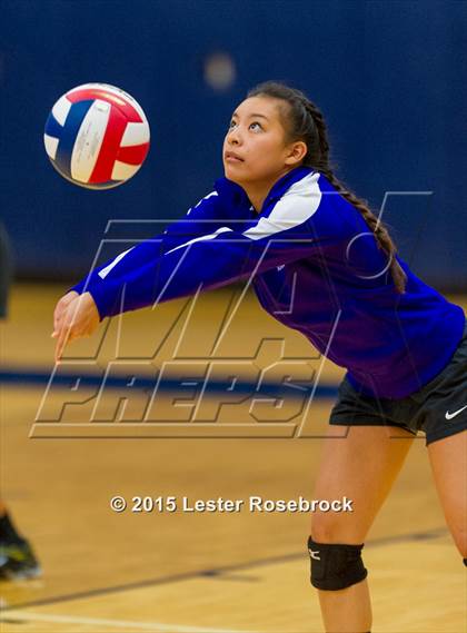 Thumbnail 3 in San Antonio Madison vs Warren photogallery.