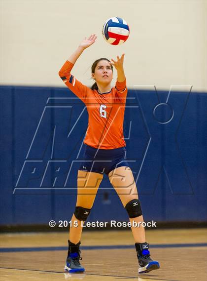 Thumbnail 2 in San Antonio Madison vs Warren photogallery.