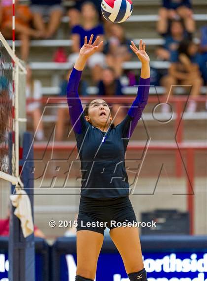 Thumbnail 3 in San Antonio Madison vs Warren photogallery.