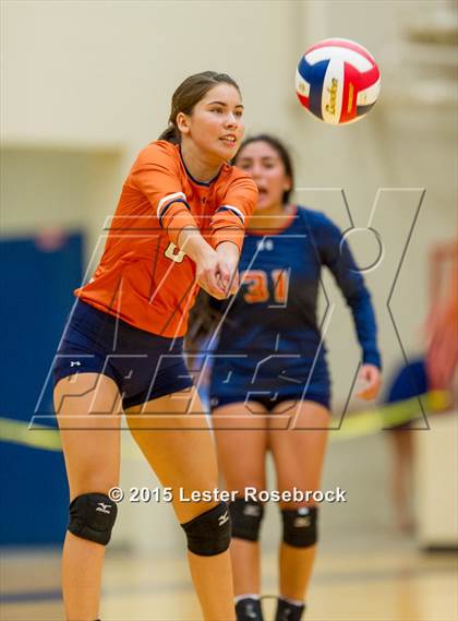 Thumbnail 3 in San Antonio Madison vs Warren photogallery.