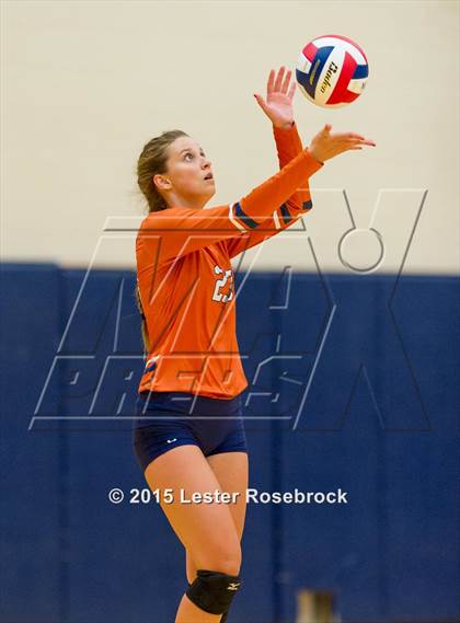 Thumbnail 3 in San Antonio Madison vs Warren photogallery.