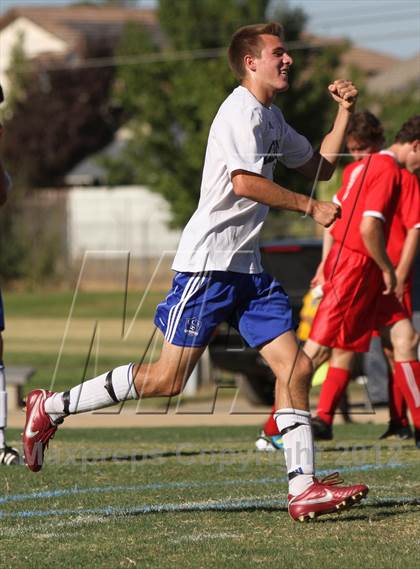 Thumbnail 2 in Sacramento Country Day @ Capital Christian photogallery.