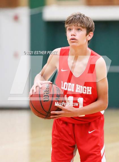 Thumbnail 3 in FR: Lodi @ St. Mary's photogallery.