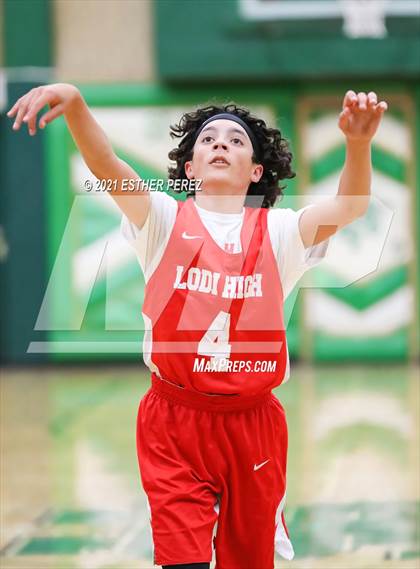 Thumbnail 3 in FR: Lodi @ St. Mary's photogallery.