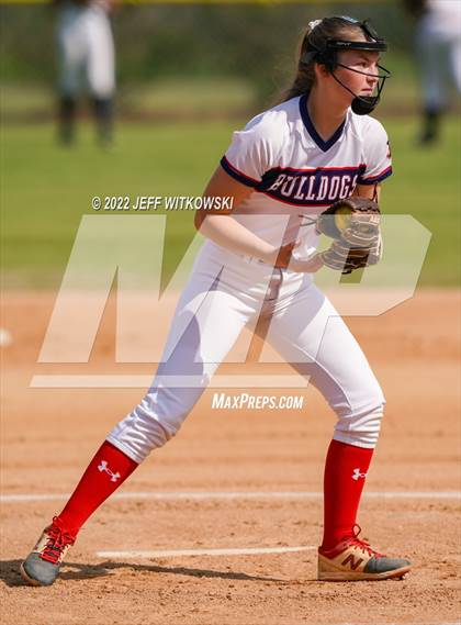 Thumbnail 2 in Pine Forest vs Terry Sanford  photogallery.