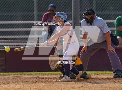 Thumbnail 2 in Pine Forest vs Terry Sanford  photogallery.