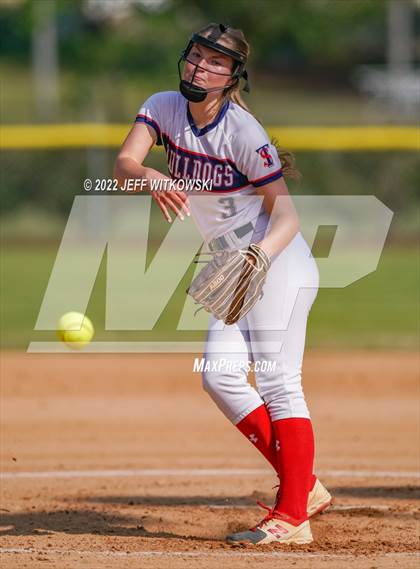 Thumbnail 1 in Pine Forest vs Terry Sanford  photogallery.