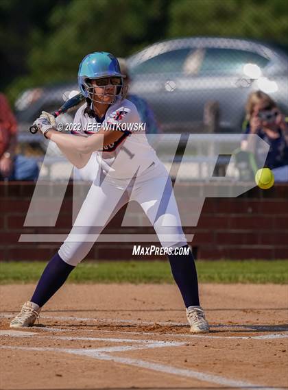 Thumbnail 3 in Pine Forest vs Terry Sanford  photogallery.