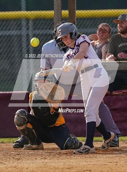 Thumbnail 2 in Pine Forest vs Terry Sanford  photogallery.
