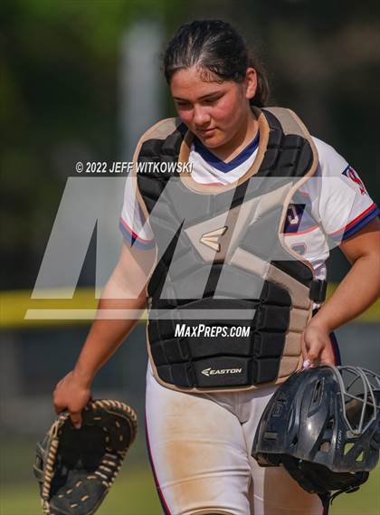 Thumbnail 3 in Pine Forest vs Terry Sanford  photogallery.