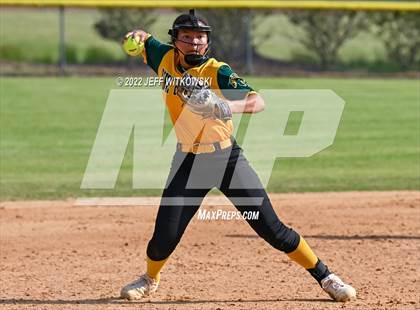 Thumbnail 2 in Pine Forest vs Terry Sanford  photogallery.