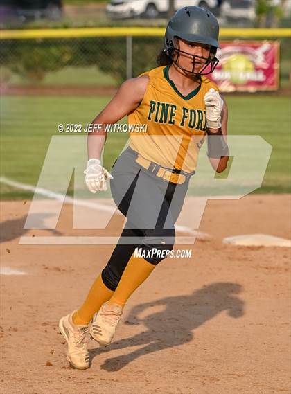 Thumbnail 3 in Pine Forest vs Terry Sanford  photogallery.