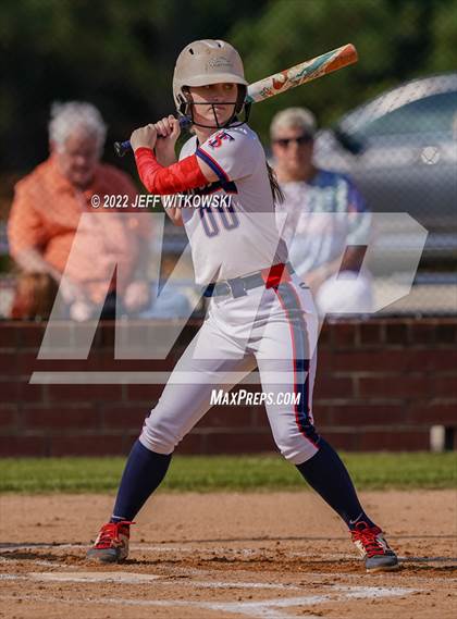 Thumbnail 2 in Pine Forest vs Terry Sanford  photogallery.