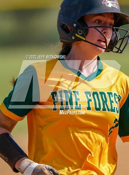 Thumbnail 3 in Pine Forest vs Terry Sanford  photogallery.