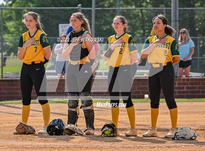 Thumbnail 3 in Pine Forest vs Terry Sanford  photogallery.