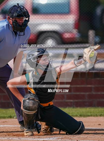 Thumbnail 3 in Pine Forest vs Terry Sanford  photogallery.
