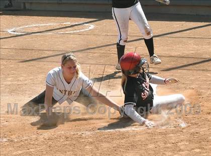 Thumbnail 2 in Palos Verdes Peninsula vs. San Clemente (Woodbridge Classic) photogallery.