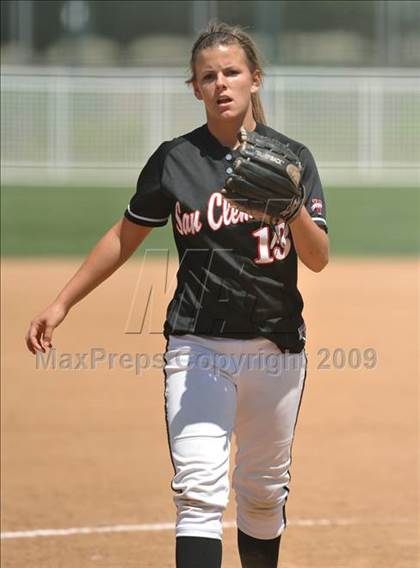 Thumbnail 1 in Palos Verdes Peninsula vs. San Clemente (Woodbridge Classic) photogallery.