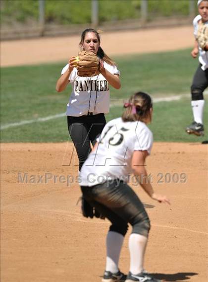 Thumbnail 3 in Palos Verdes Peninsula vs. San Clemente (Woodbridge Classic) photogallery.